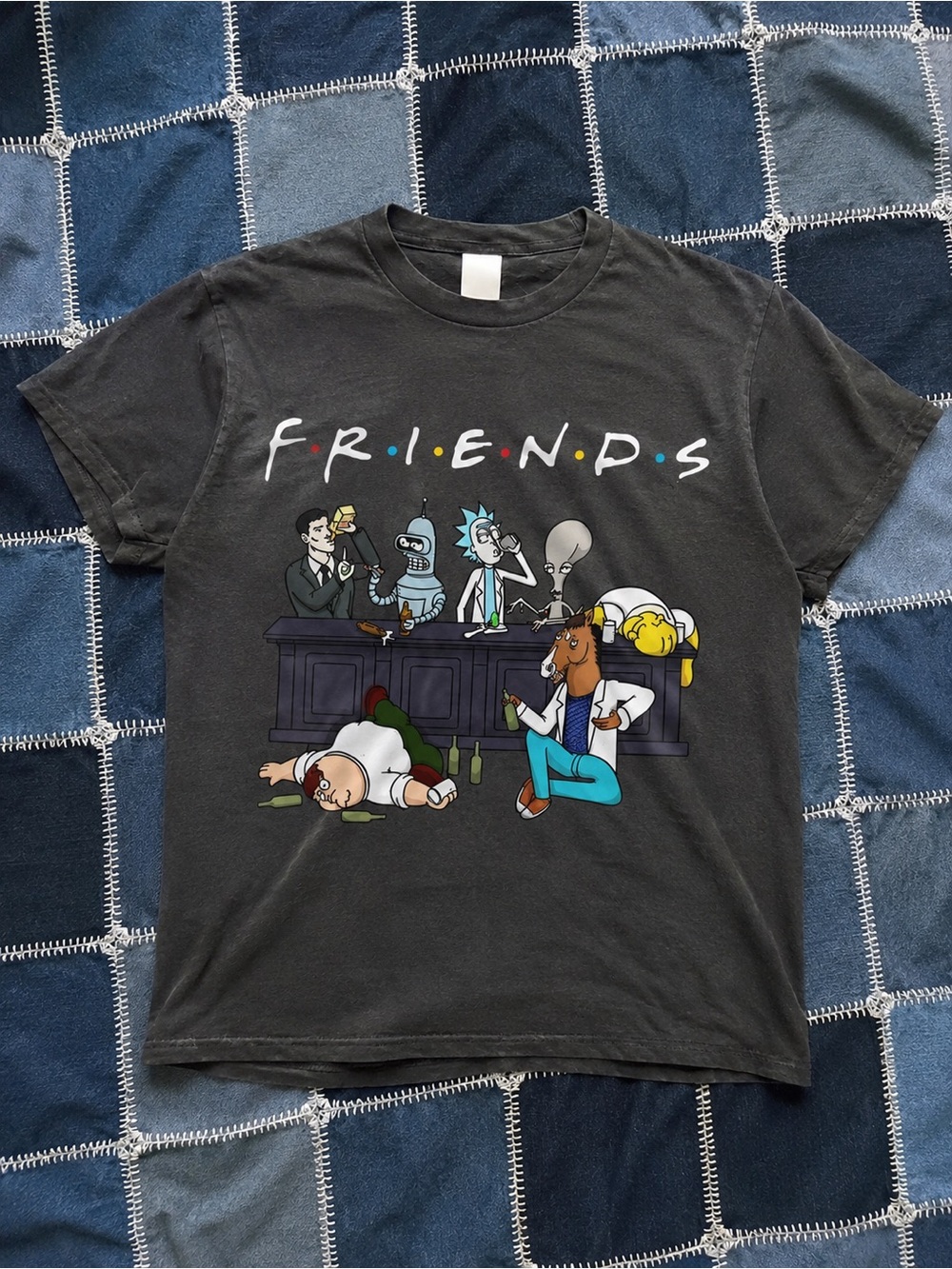 Gildan Black "FRIENDS" T-shirt